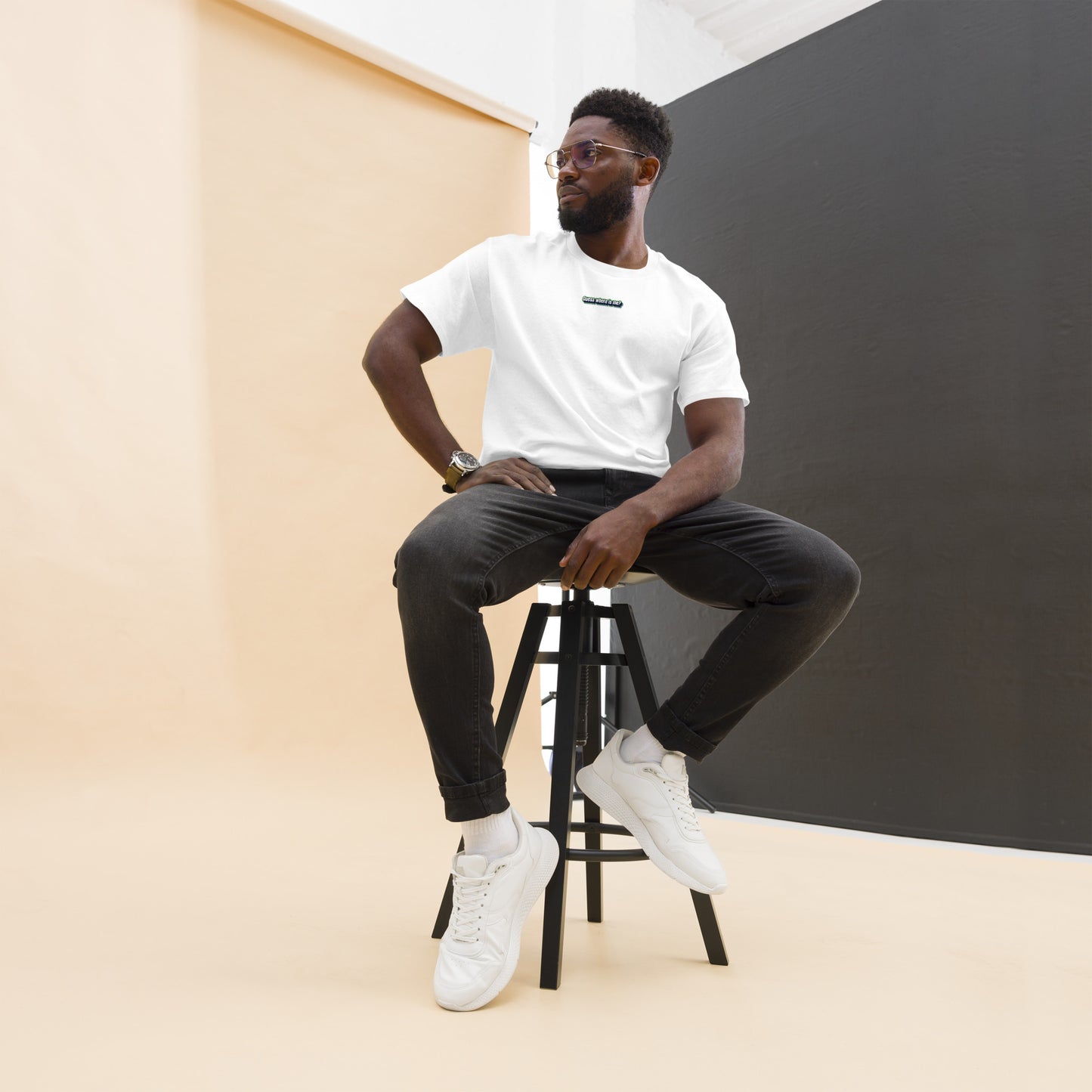 Guess where is me? - Classic tee