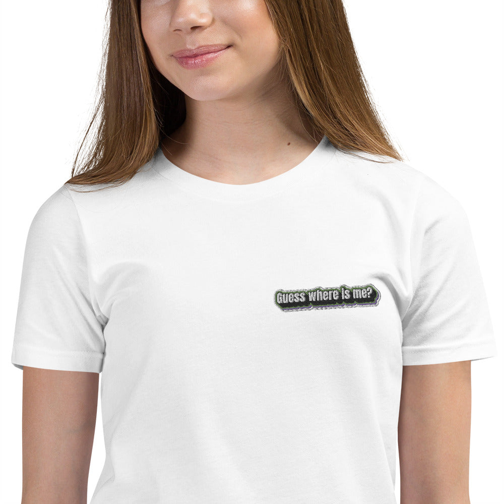 Guess where is me? - Youth Short Sleeve T-Shirt